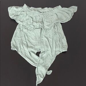 Off-Shoulder Light Green tie shirt